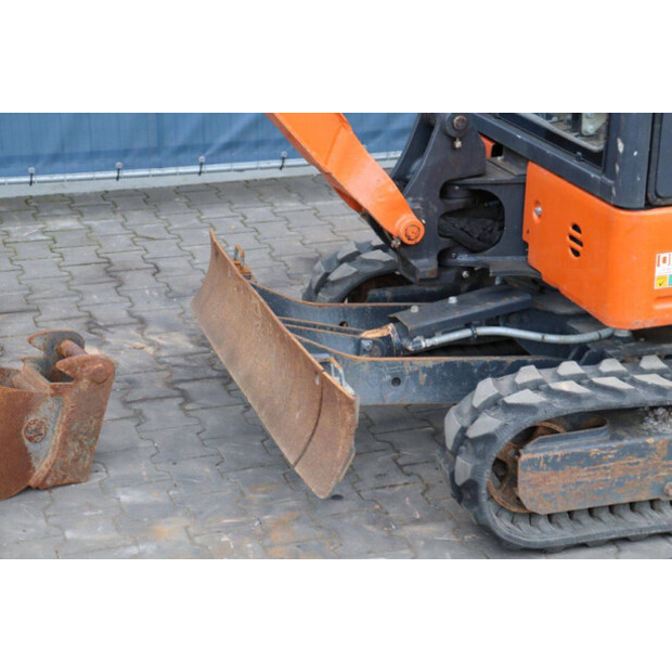 2022 Hitachi ZX19-6CR-45470227