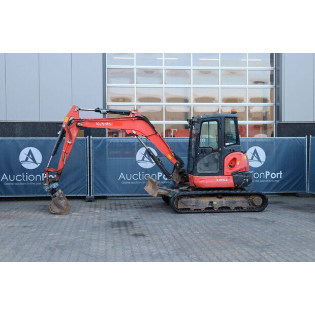 2019 KUBOTA U55-4-45470308