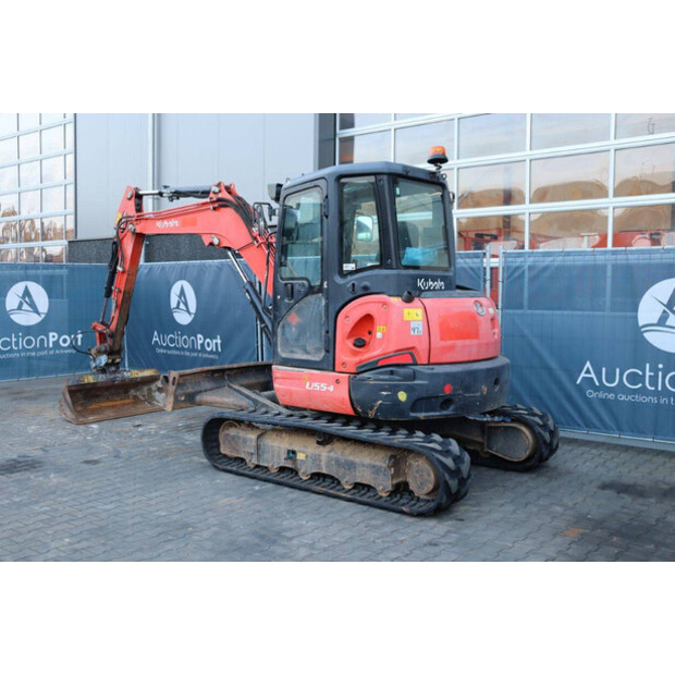 2019 KUBOTA U55-4-45470311