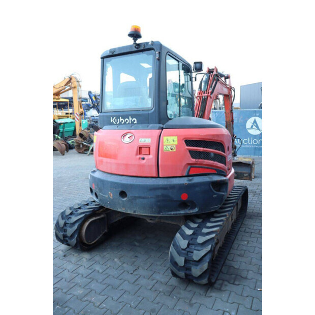 2019 KUBOTA U55-4-45470313