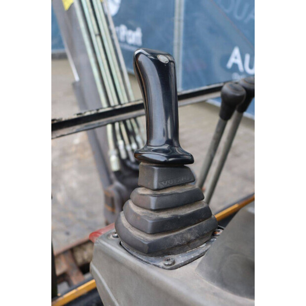 2010 Volvo EC20BXTV-45470536