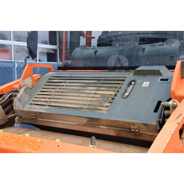 2009 بوماج BW151AD-4-45470656