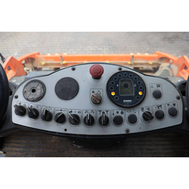 2009 بوماج BW151AD-4-45470664
