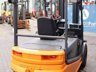 1998-still-r60-40-1423952-45470681