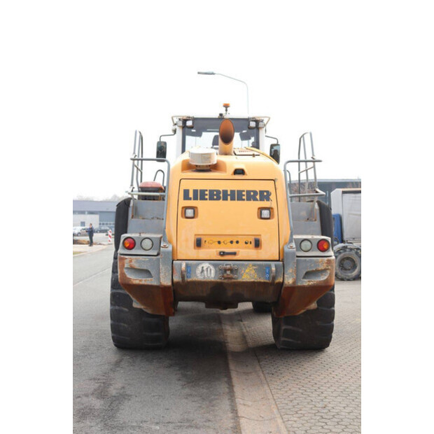 2016 ليبهير L566-45470714