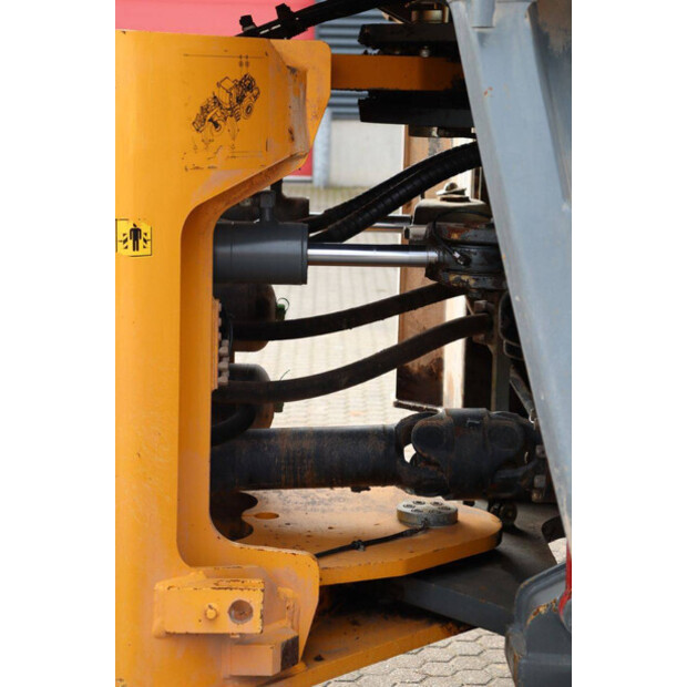 2016 ليبهير L566-45470722