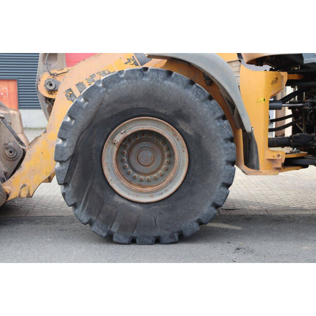 2016 ليبهير L566-45470723