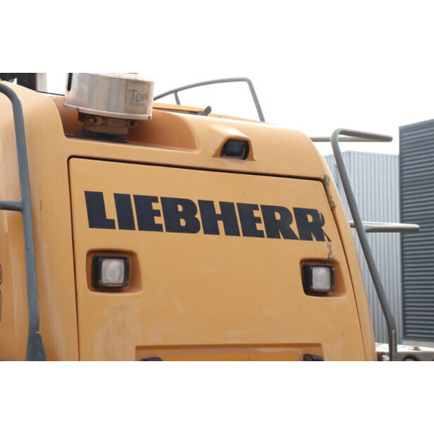 2016 ليبهير L566-45470730