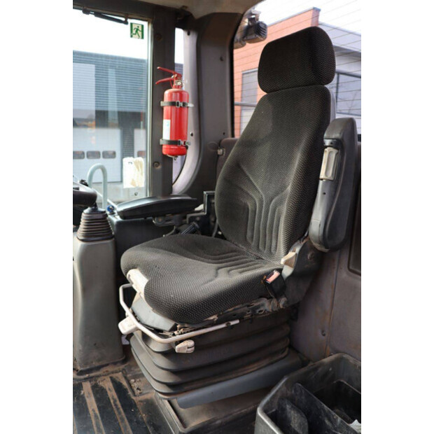 2016 ليبهير L566-45470757