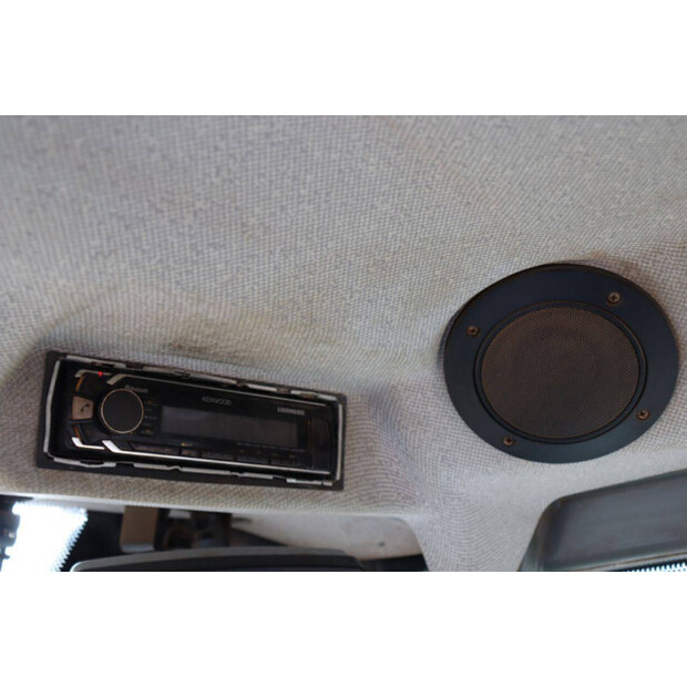 2016 ليبهير L566-45470760