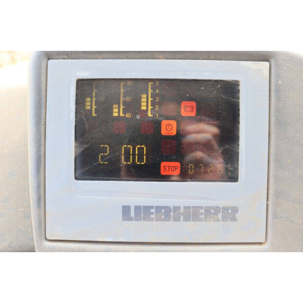 2001 ليبهير L544-45470791