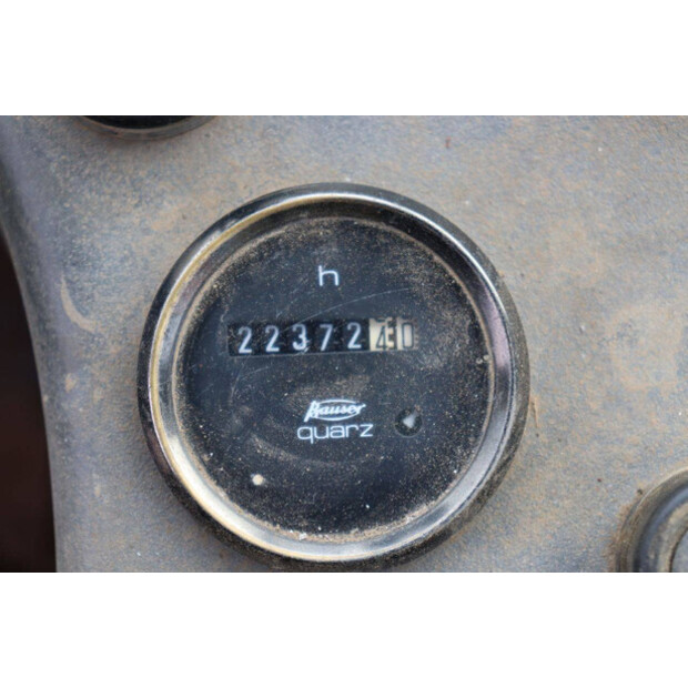 2001 ليبهير L544-45470794