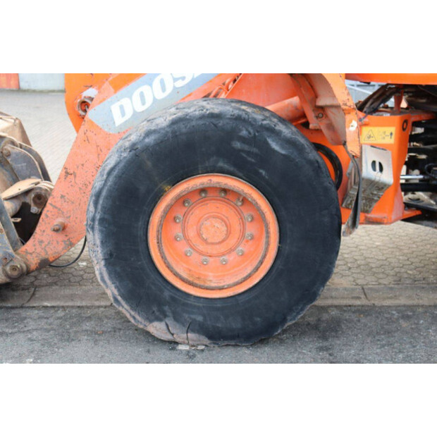 2015 دووسان DL200-3-45470818