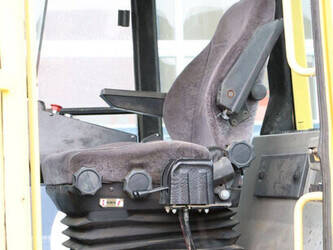 2004-dynapac-cc222hf-45470911