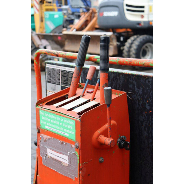 2001 KUBOTA KC100H-45470995