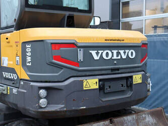 2017-volvo-ew60e-1423961-45471077