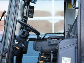 2023-caterpillar-908-1423962-45471136