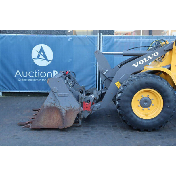 2021 Volvo L30G-45471211