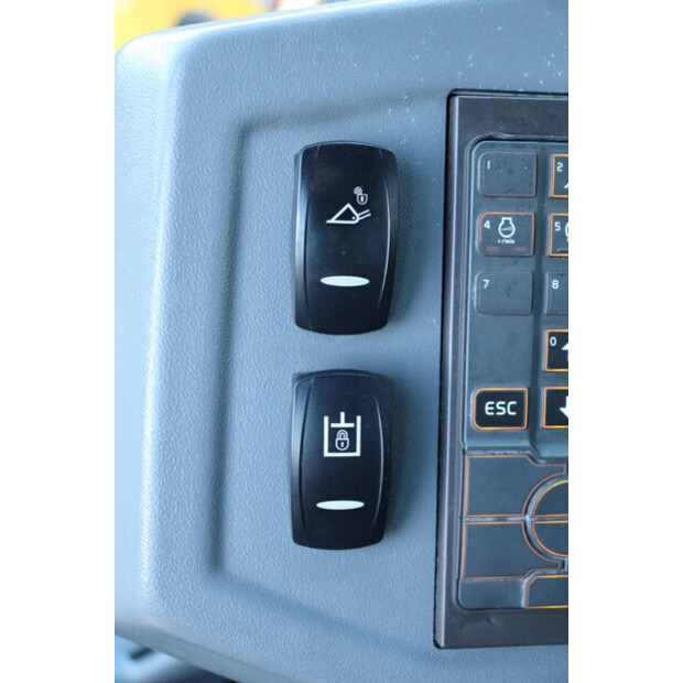 2021 Volvo L30G-45471247