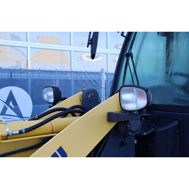 2019 Komatsu WA70-7-45471303