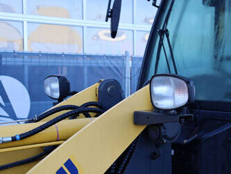 2019-komatsu-wa70-7-45471303