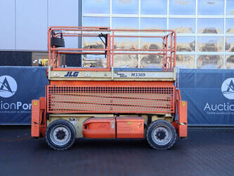 2013-jlg-m3369-1423969-45471389