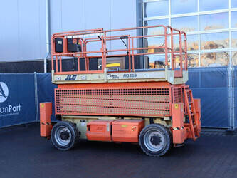 2013-jlg-m3369-1423969-45471390
