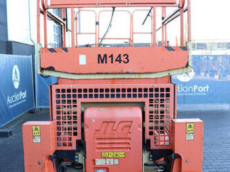 2013-jlg-m3369-1423969-45471395