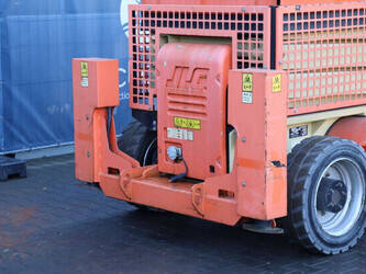 2013-jlg-m3369-1423969-45471397