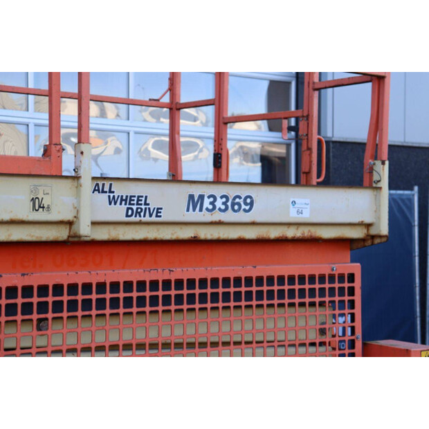 2013 جيه ال جي M3369-45471400