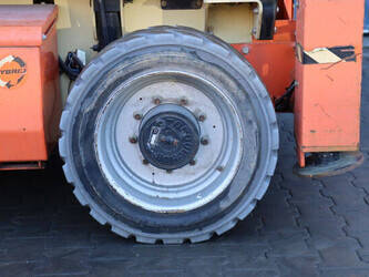 2013-jlg-m3369-1423969-45471402