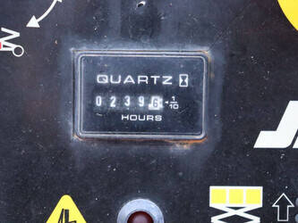 2013-jlg-m3369-1423969-45471405