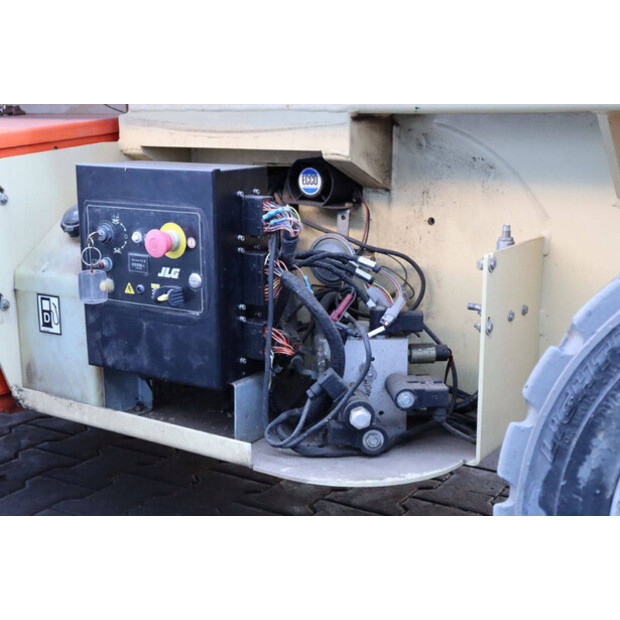 2013 جيه ال جي M3369-45471406