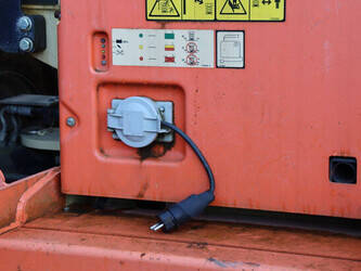 2013-jlg-m3369-1423969-45471407