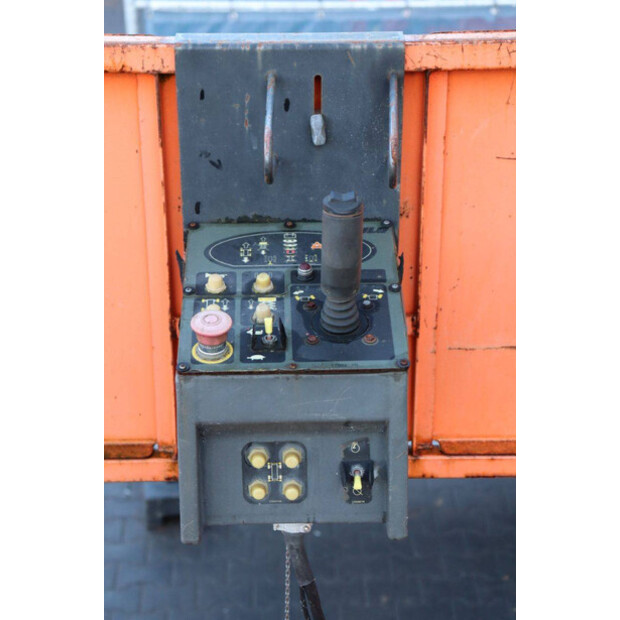 2013 جيه ال جي M3369-45471413