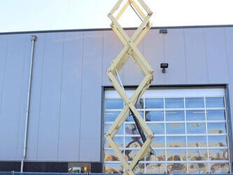 2013-jlg-m3369-1423969-45471418