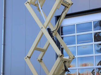 2013-jlg-m3369-1423969-45471421