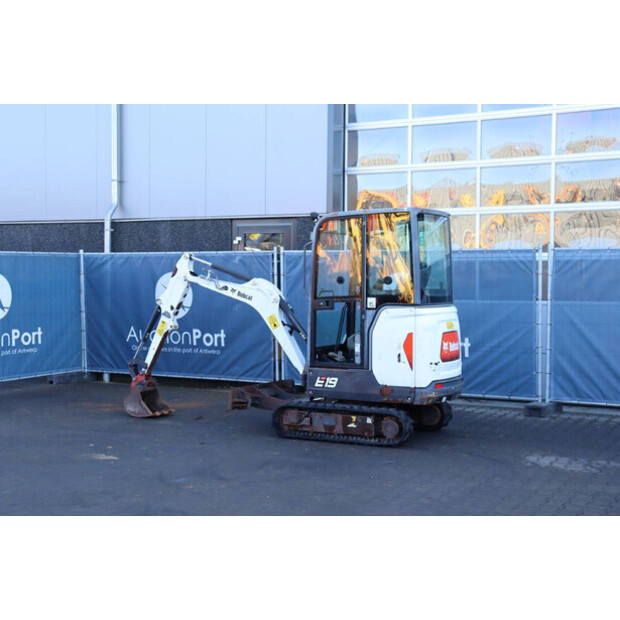 2016 BOBCAT E19-45471605