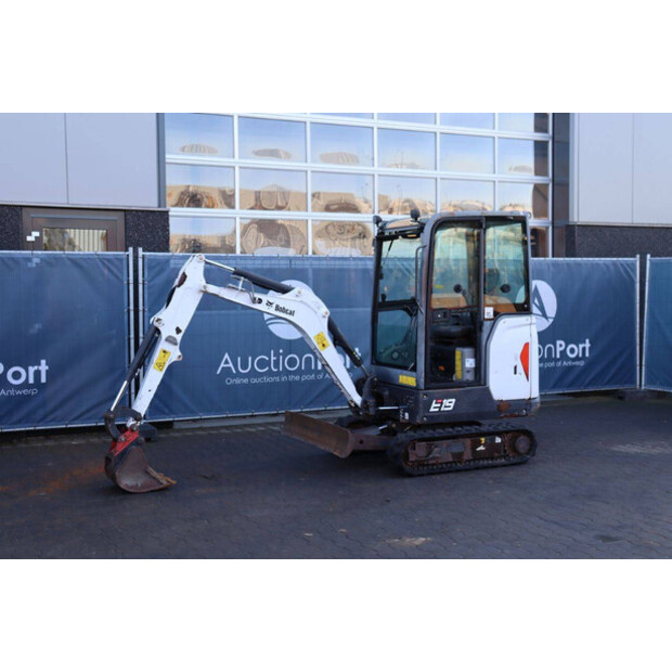 2016 BOBCAT E19-45471611