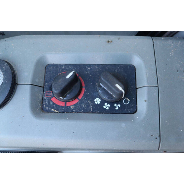 2016 BOBCAT E19-45471632