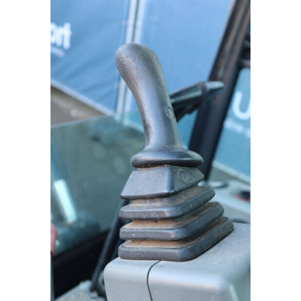 2016 BOBCAT E19-45471633