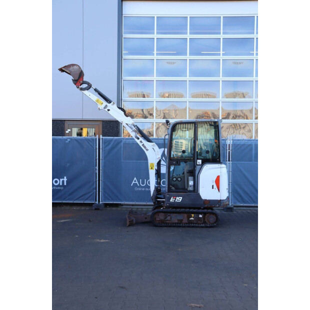 2016 BOBCAT E19-45471636
