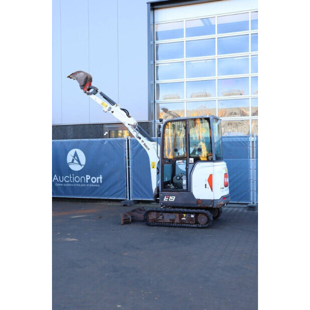 2016 BOBCAT E19-45471637