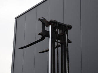 1998-still-r60-35-1423980-45472016