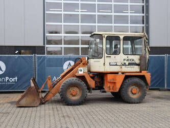 Image for WHEEL LOADERS 1988 SCHAEFF SKB 902 for Sale in Belgium