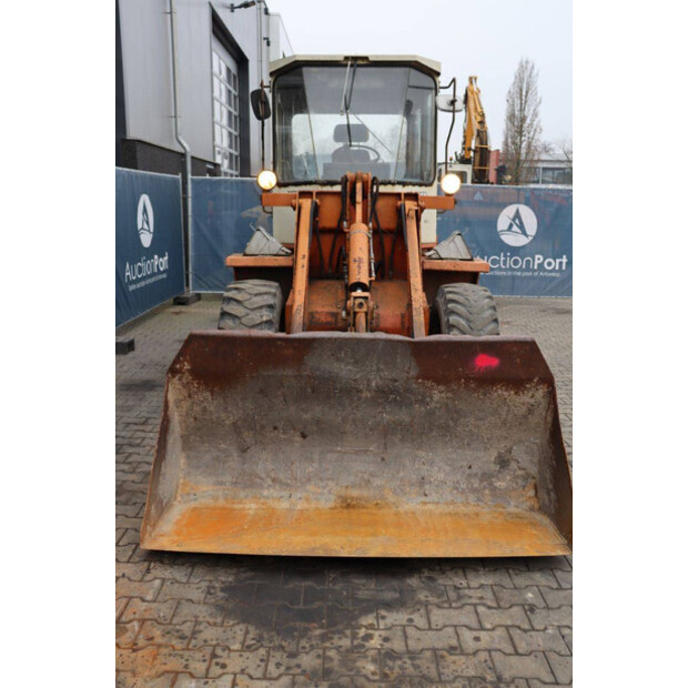 1988 SCHAEFF SKB 902-45472044