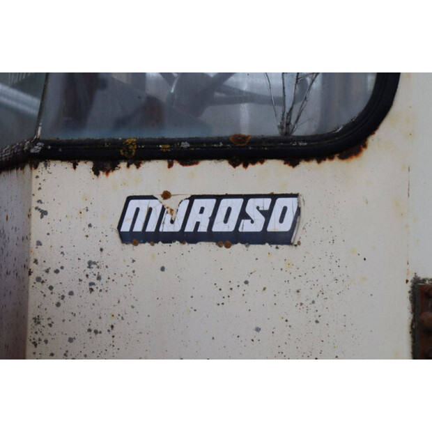 1988 SCHAEFF SKB 902-45472052