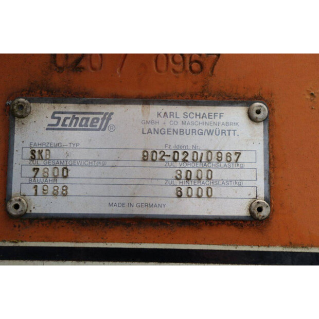 1988 SCHAEFF SKB 902-45472063
