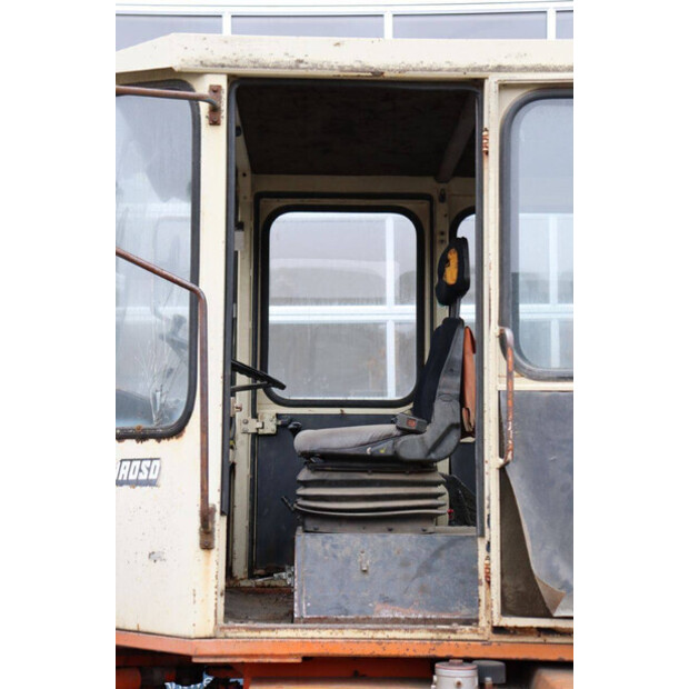 1988 SCHAEFF SKB 902-45472064