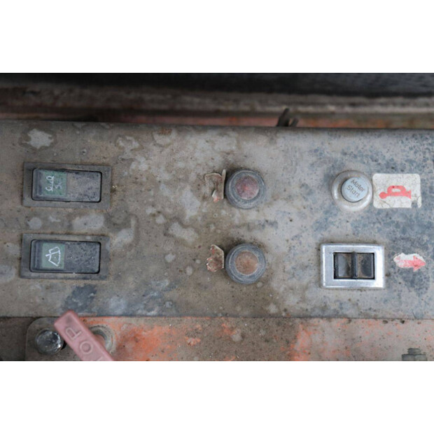 1988 SCHAEFF SKB 902-45472075